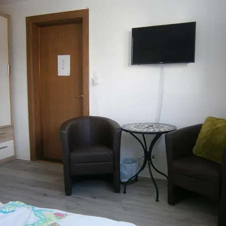 招待所 Haus Steinbach 3*