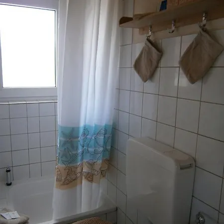 Haus Steinbach 招待所 3*